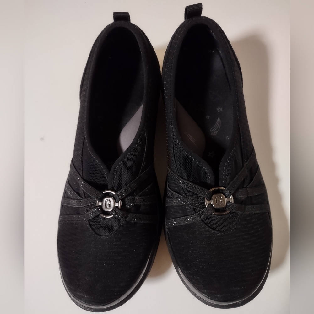Bzees Women’s Size 8.5M Niche Black Comfort Walking Slip-on Flat Shoes